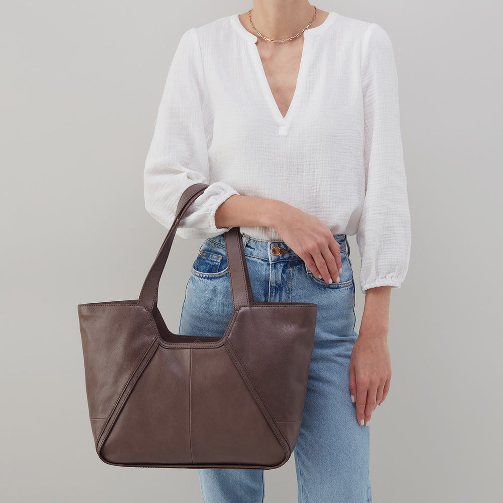 Bellamy Medium Tote in Artisan Leather - Honey Brown