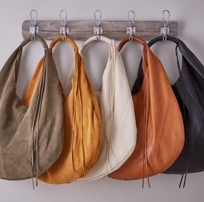 HOBO Lauren Women's Clutch Wallet Black One Size at Amazon Women's Clothing  store: Hobo International Handbags