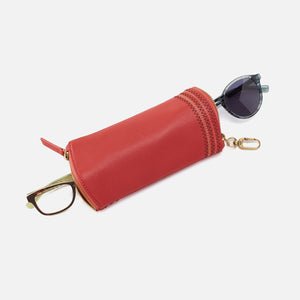 Spark Double Eyeglass Case In Pebbled Leather - Red Clay
