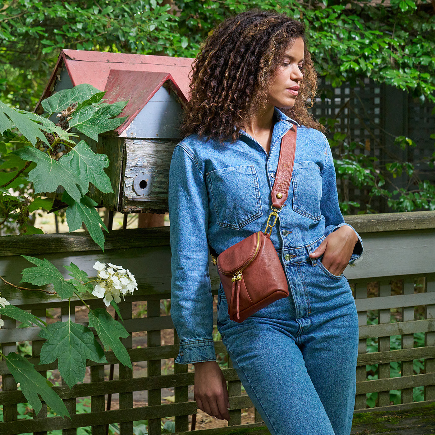 Fern Crossbody In Pebbled Leather - Rust