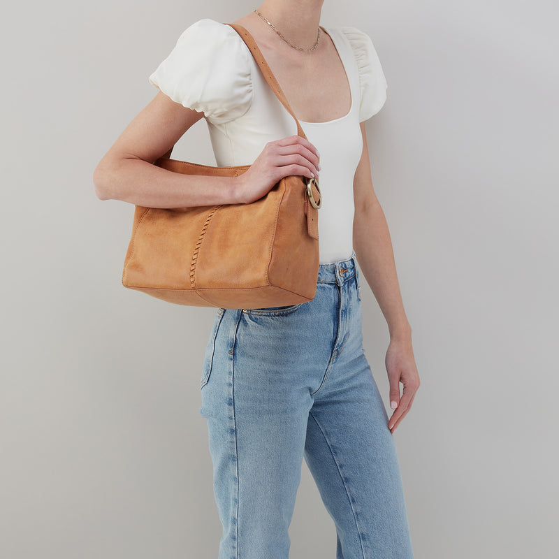 Render Shoulder Bag In Buffed Leather - Whiskey