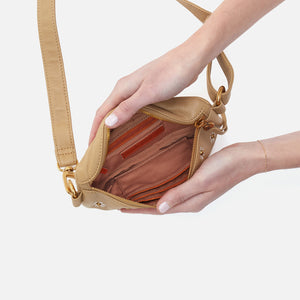 Fern Belt Bag In Pebbled Leather - Buttercup