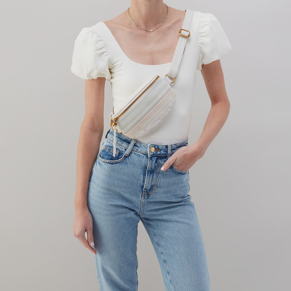 Fern Belt Bag in Pebbled Leather - White