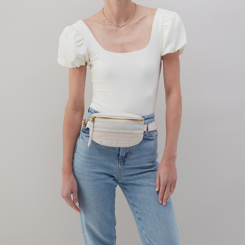 Fern Belt Bag in Pebbled Leather - White