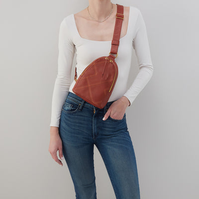 Fern Sling In Pebbled Leather - Rust