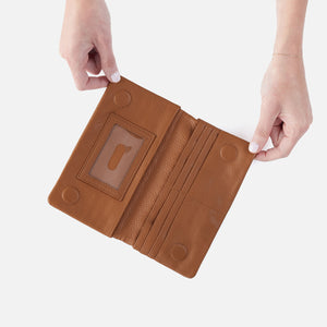 Lumen Continental Wallet In Pebbled Leather - Warm Honey