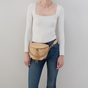 Miri Belt Bag In Pebbled Metallic Leather - Dusty Gold