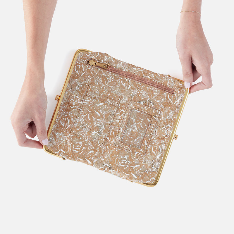 Lauren Clutch-Wallet In Printed Leather - Gilded Petals