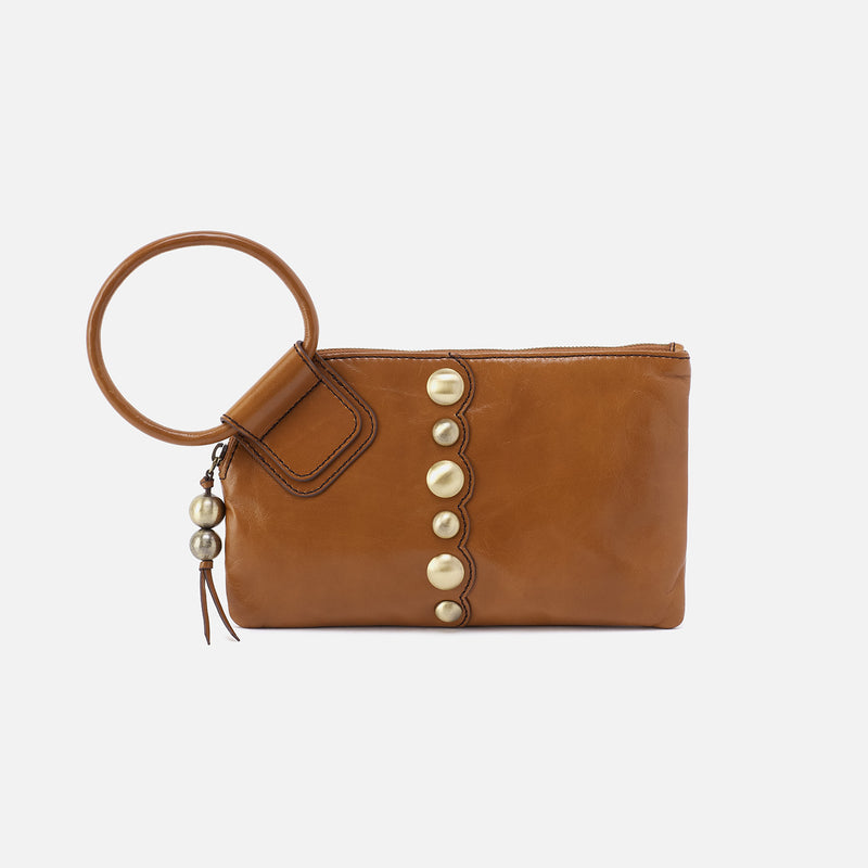 Sable Wristlet In Polished Leather - Truffle With Studs