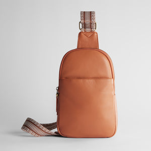 Cass Sling In Pebbled Leather - Butterscotch