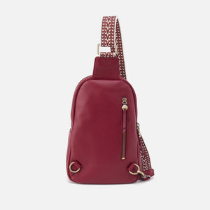 Cass Sling In Pebbled Leather - Wine