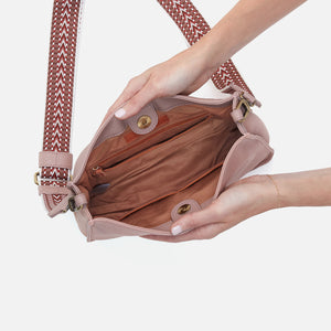 Cass Crossbody In Pebbled Leather - Blush