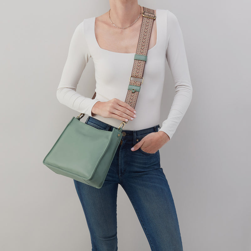 Cass Crossbody In Pebbled Leather - Ivy