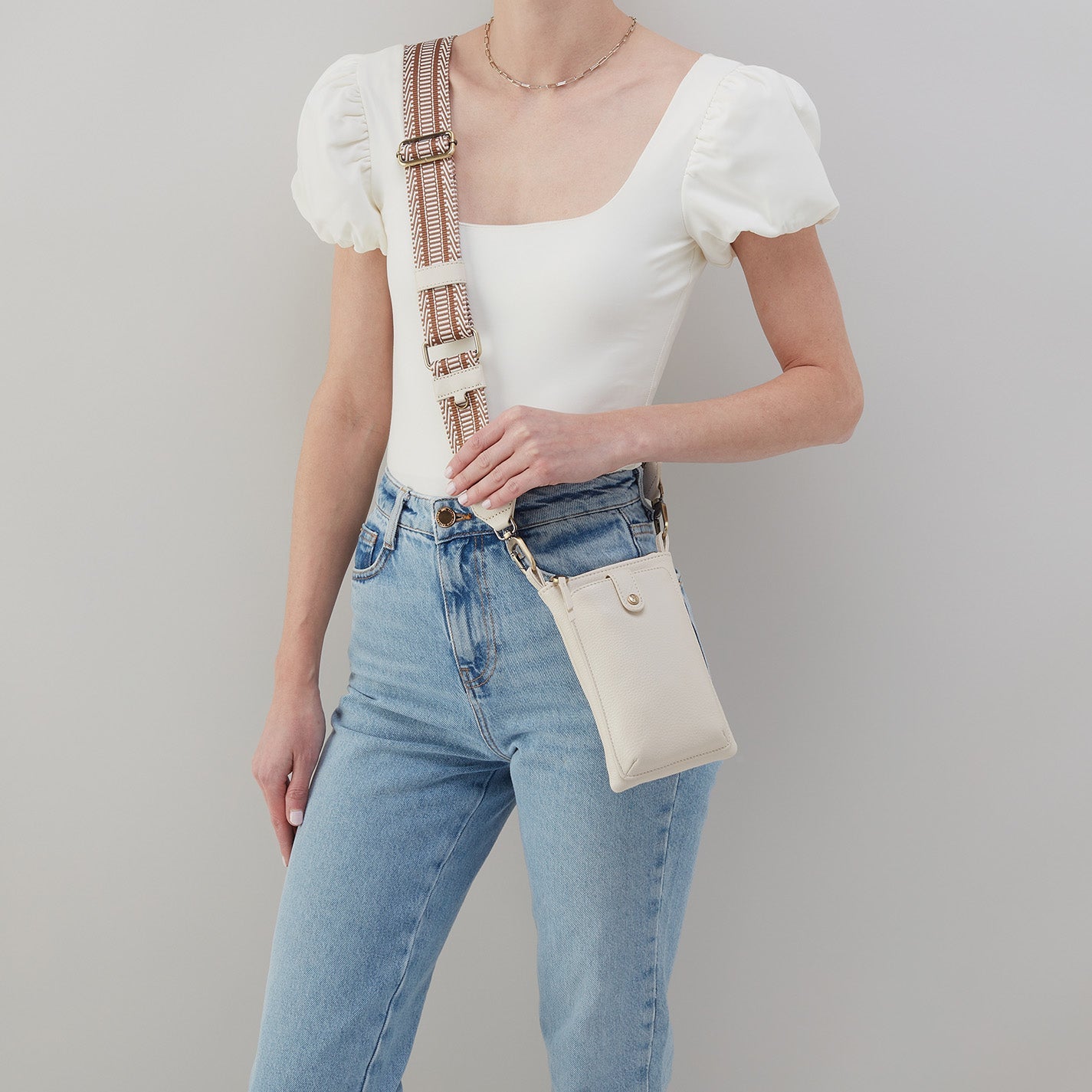 Cass Phone Crossbody In Pebbled Leather Ivory HOBO