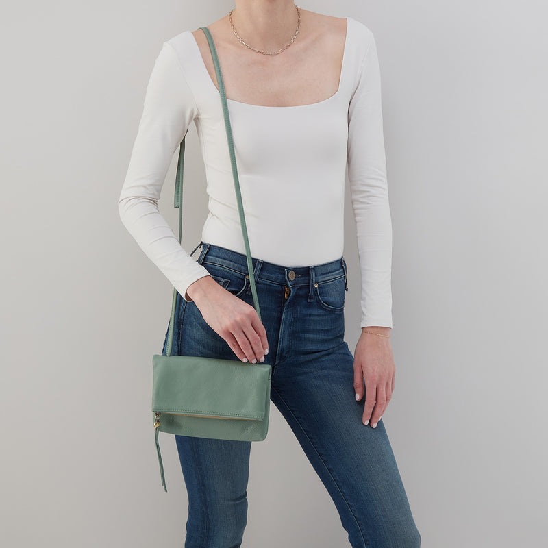 Grant Small Crossbody In Pebbled Leather - Ivy