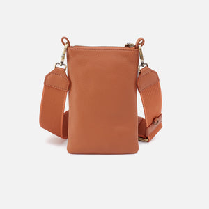 Cass Phone Crossbody In Pebbled Leather - Butterscotch