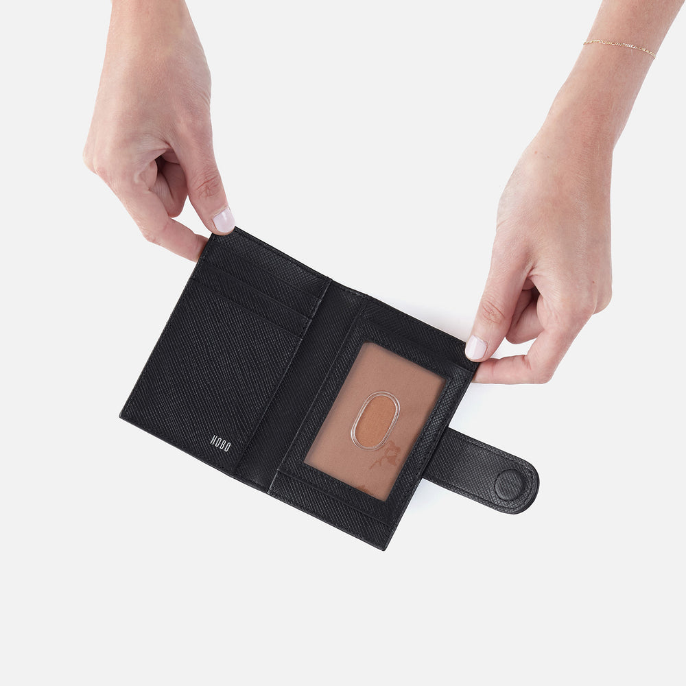 Essential Card Case In Soft Saffiano Leather - Black