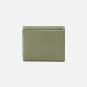 Fern Medium Trifold Wallet In Pebbled Leather - Watercress