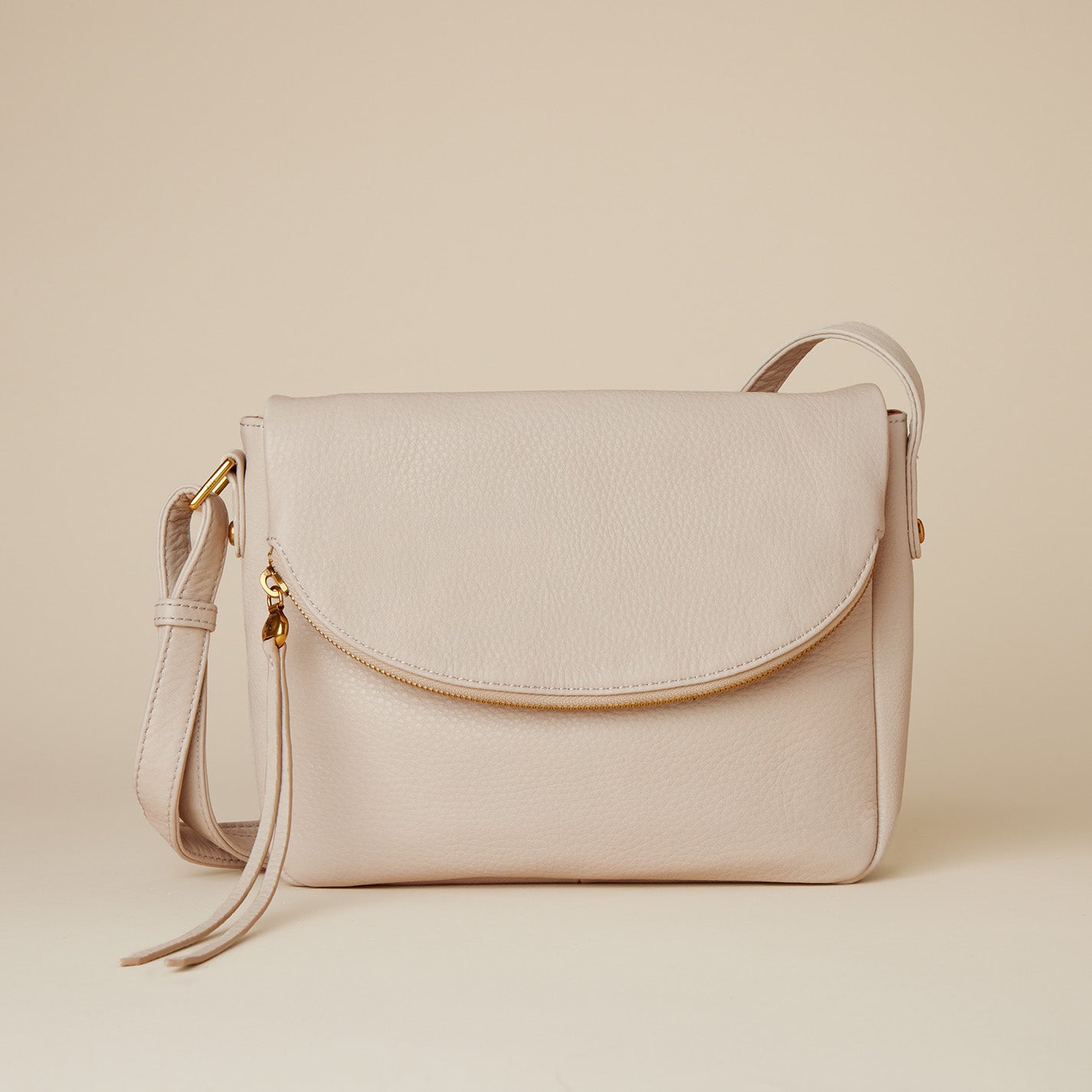 Fern Messenger Crossbody in Pebbled Leather - Chalk – HOBO