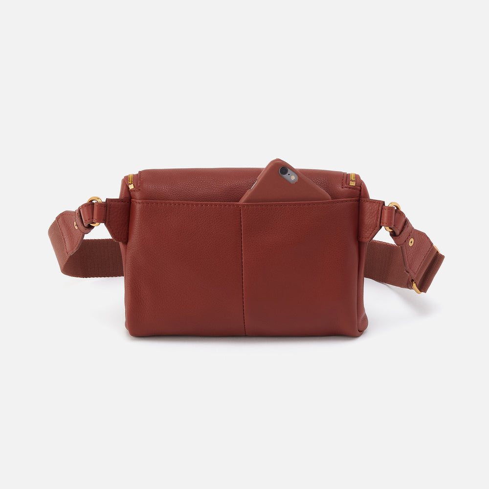 Fern Large Belt Bag In Pebbled Leather - Rust