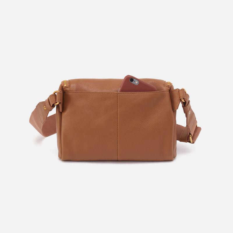 Fern Large Belt Bag In Pebbled Leather - Warm Honey