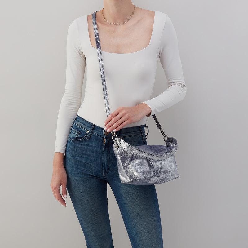 Laguna Crossbody In Metallic Leather - Blue Pewter