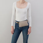 Fern Slim Belt Bag In Pebbled Leather - Taupe