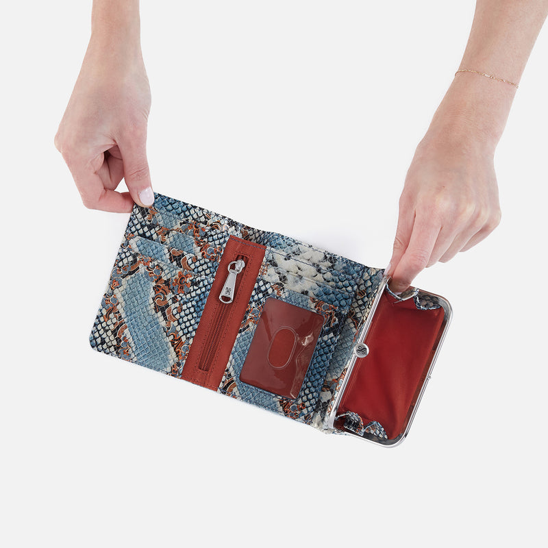 Robin Compact Wallet In Printed Leather - Blue Tempest