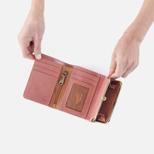 Robin Compact Wallet In Polished Leather - Rose