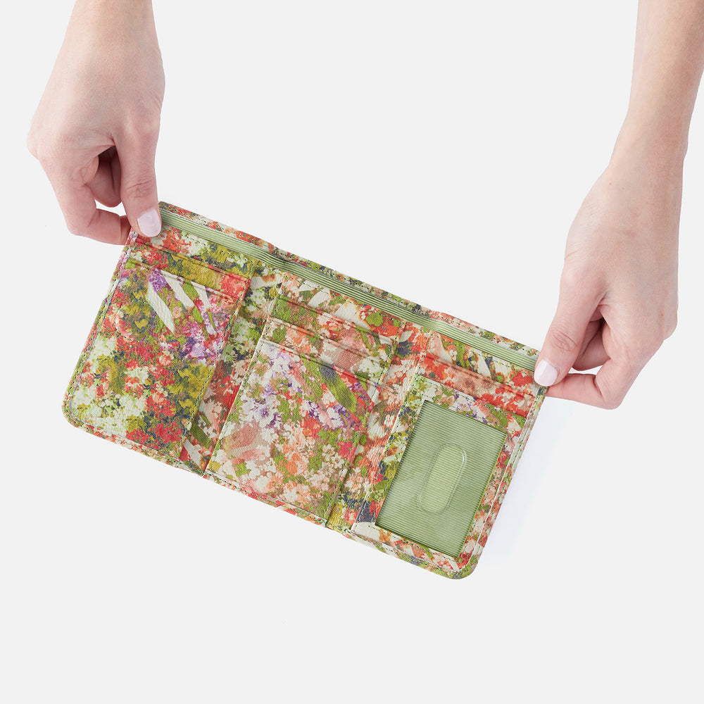 Jill Trifold Wallet in Printed Leather - Tropic Print