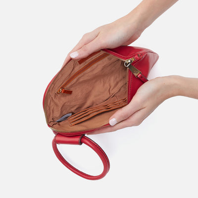 Sable Clutch In Polished Leather - Hibiscus