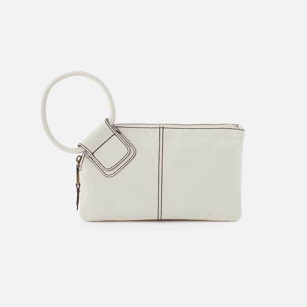 Sable Wristlet in Polished Leather - Latte