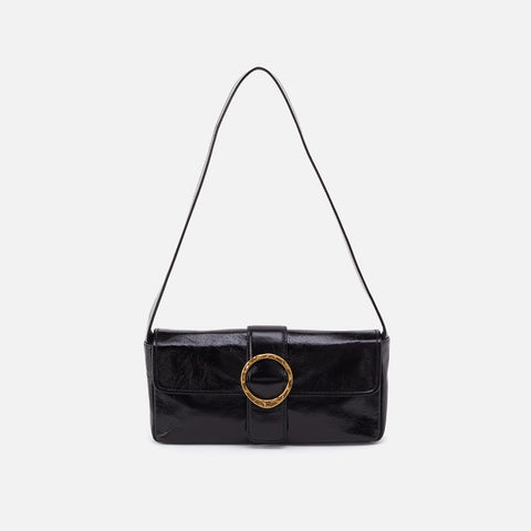 Fendi Baguette Bag Review: A Size & Styling Guide - FARFETCH