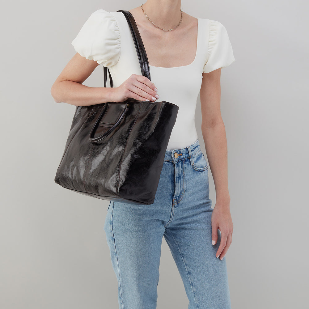 Sheila East-West Tote In Polished Leather - Black