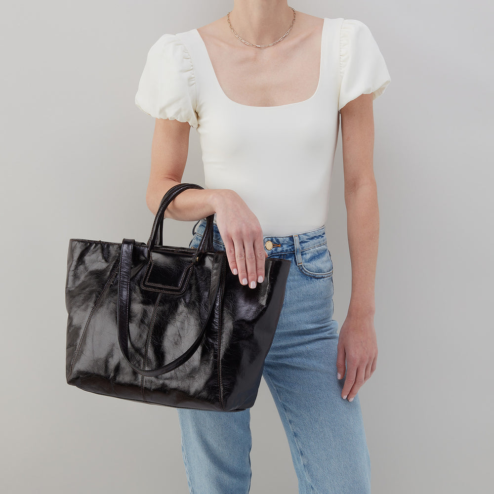 Sheila East-West Tote In Polished Leather - Black