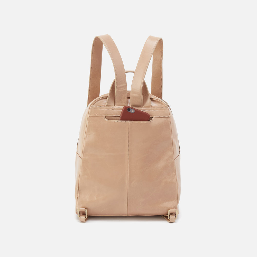 Billie Backpack In Polished Leather - Sand