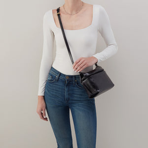 Logan Crossbody In Polished Leather - Black