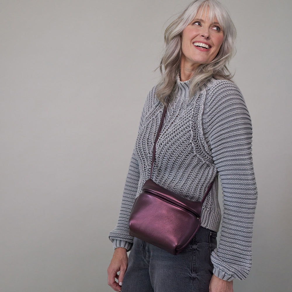 Logan Crossbody In Metallic Leather - Frosted Plum