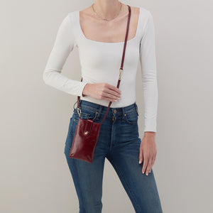 Marlo Carryall Crossbody In Polished Leather - Winterberry